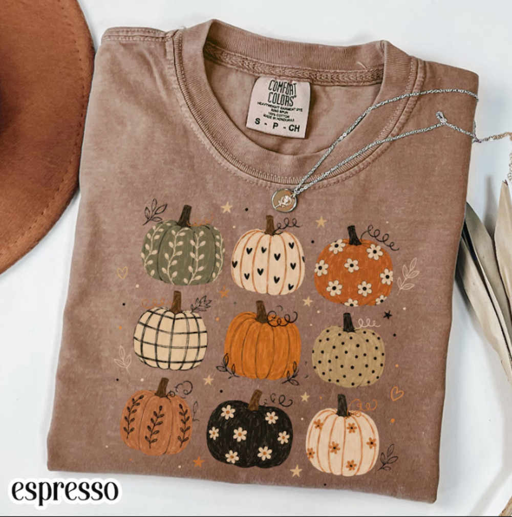 Boho Pumpkin T-Shirt, Cute Fall Pumpkin Pattern Autumn Aesthetic Cottagecore
